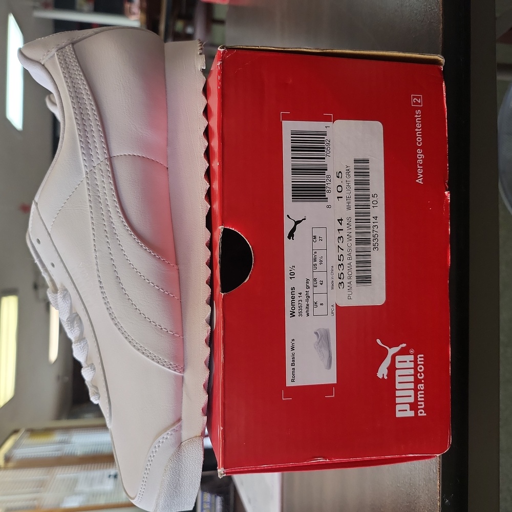 Women Puma sneaker